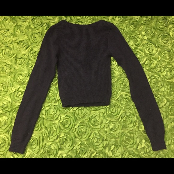 Abercrombie Sweater - Picture 3 of 4